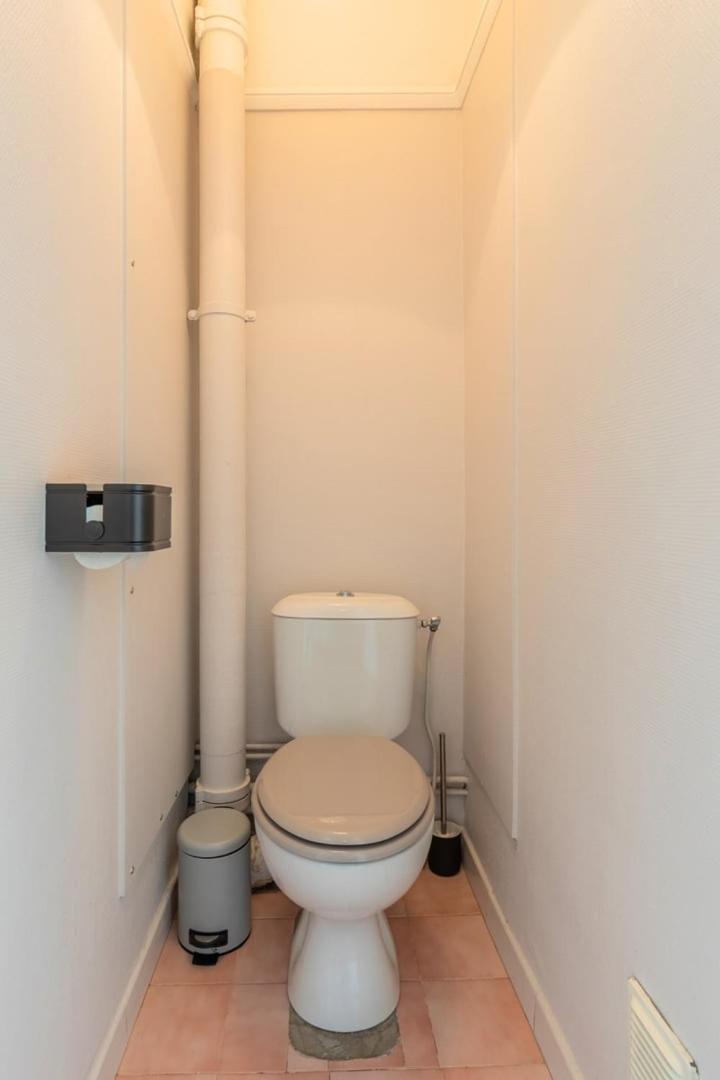 Spacious 3 Bedroom Apartment & Private Parking! Lambersart Exterior photo